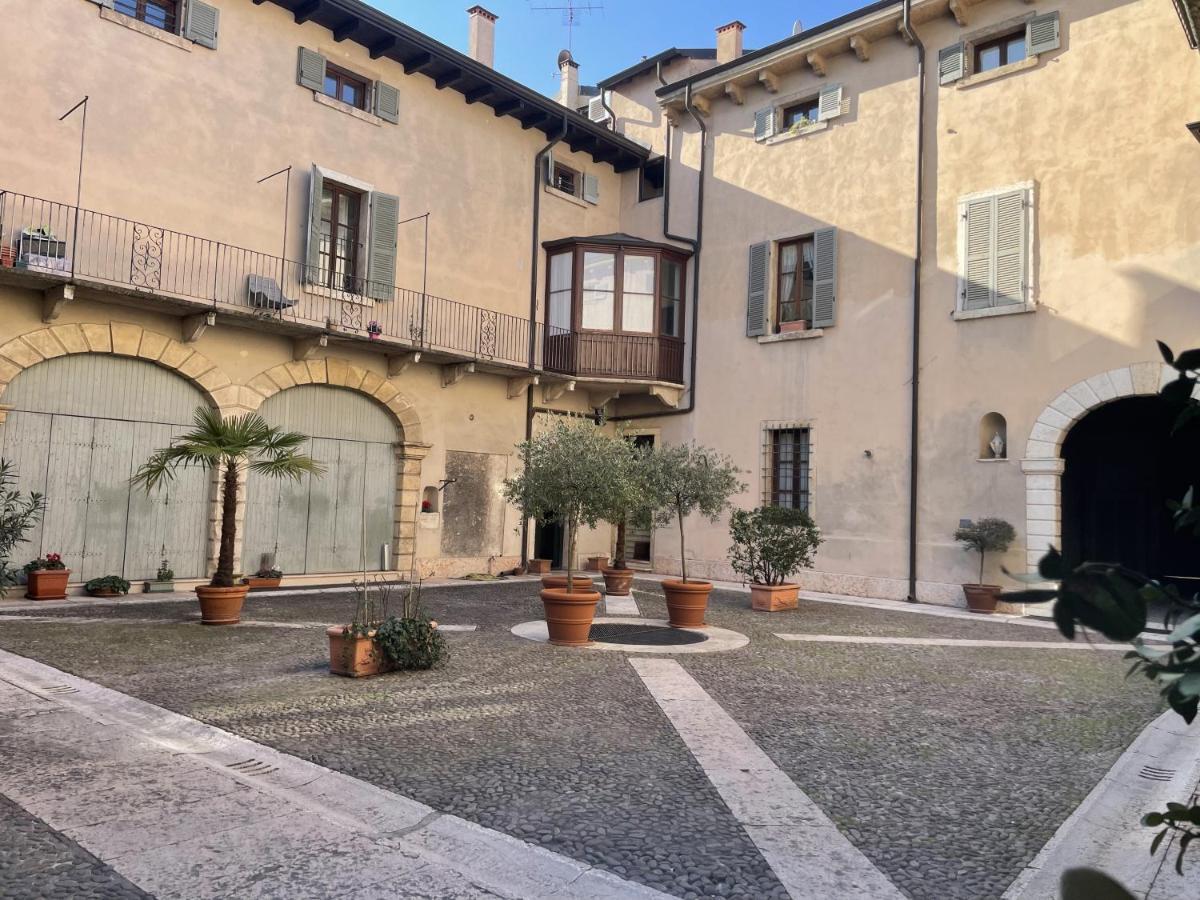 Antiche Colonne Apartment Verona Luaran gambar
